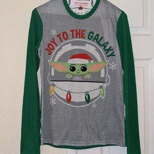 Christmas Grogu pajama top